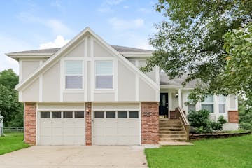 7201 E 134TH TER GRANDVIEW, MO 64030